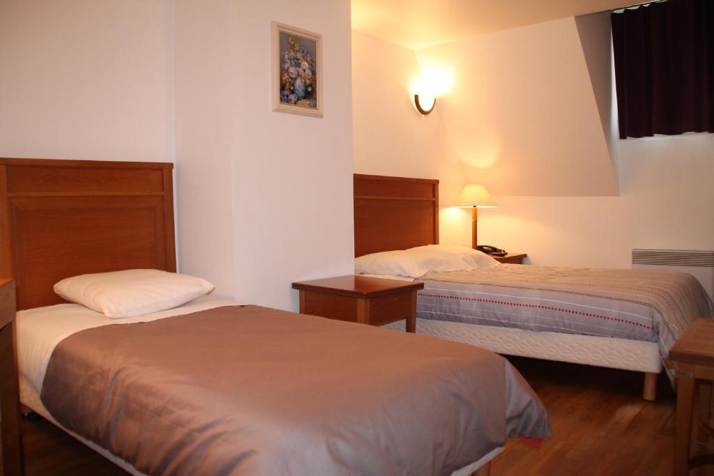 Hotel De L Image Illiers-Combray الغرفة الصورة