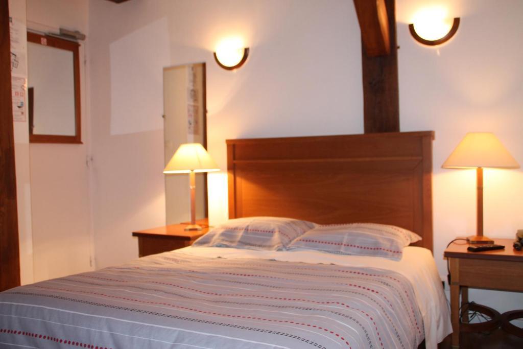 Hotel De L Image Illiers-Combray الغرفة الصورة