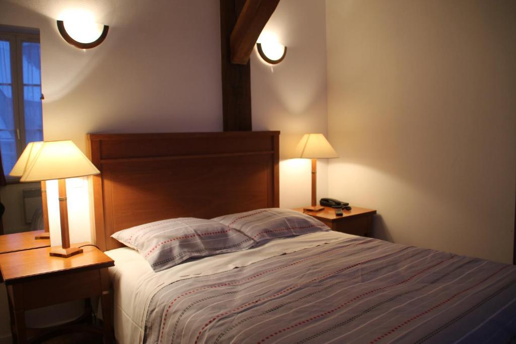 Hotel De L Image Illiers-Combray الغرفة الصورة