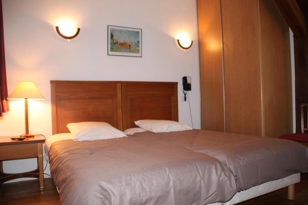 Hotel De L Image Illiers-Combray الغرفة الصورة
